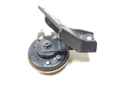 2015 - 2018 Yamaha Yzf-r3 Yzfr3 Horn Signal W/ Bracket OEM