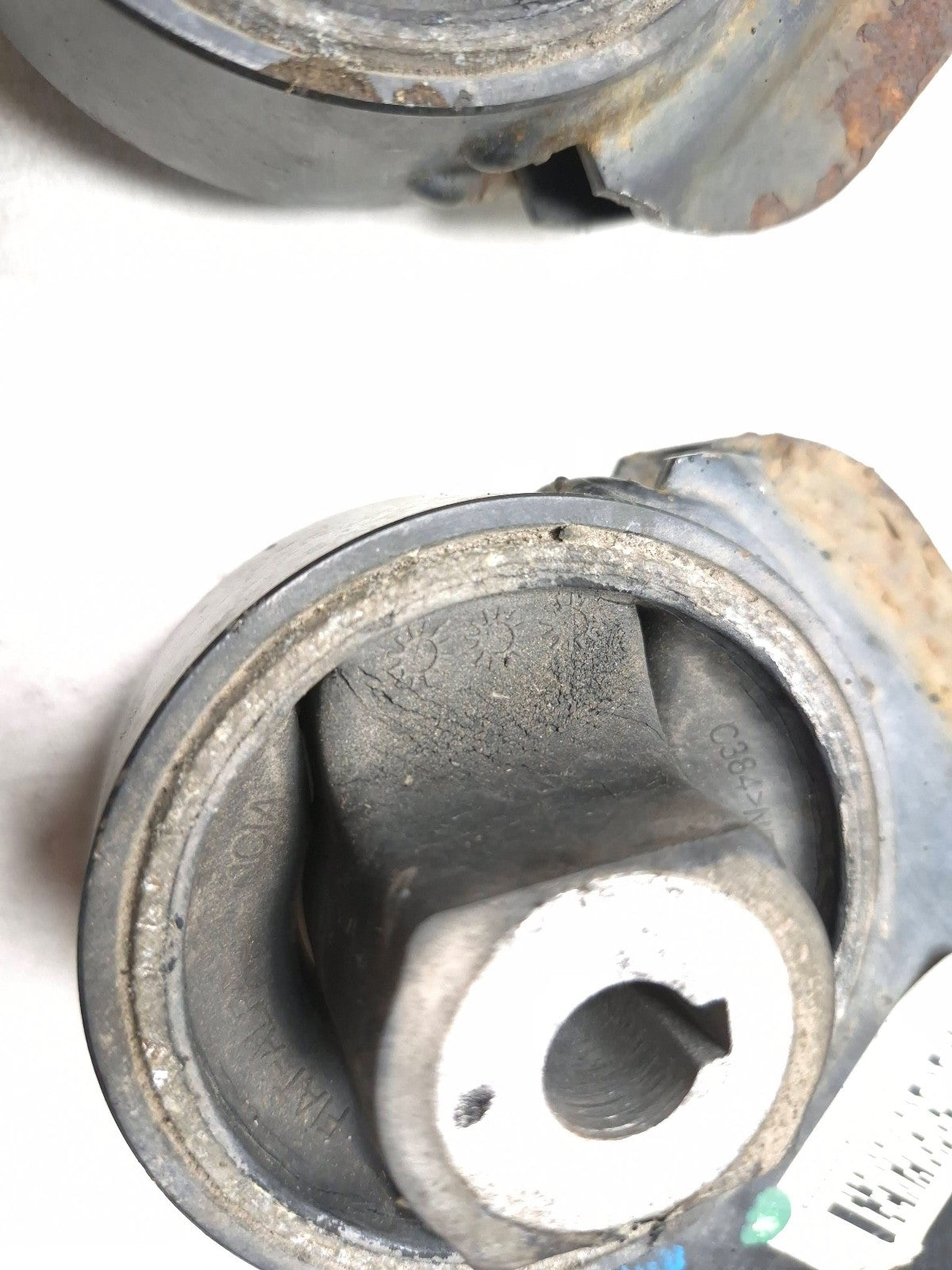 2014 Fiat 500l Front Lower Control Arm Left & Right OEM