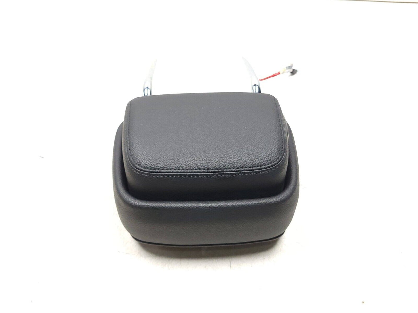 07-13 Bmw X5 E70 Front Driver Seat Headrest OEM