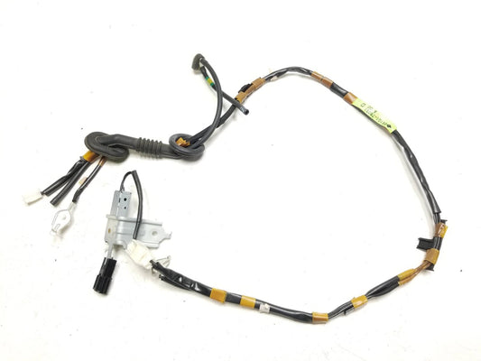 11-17 Lexus CT200h Radio Amplifier Antenna Assembly 86101-76091 OEM
