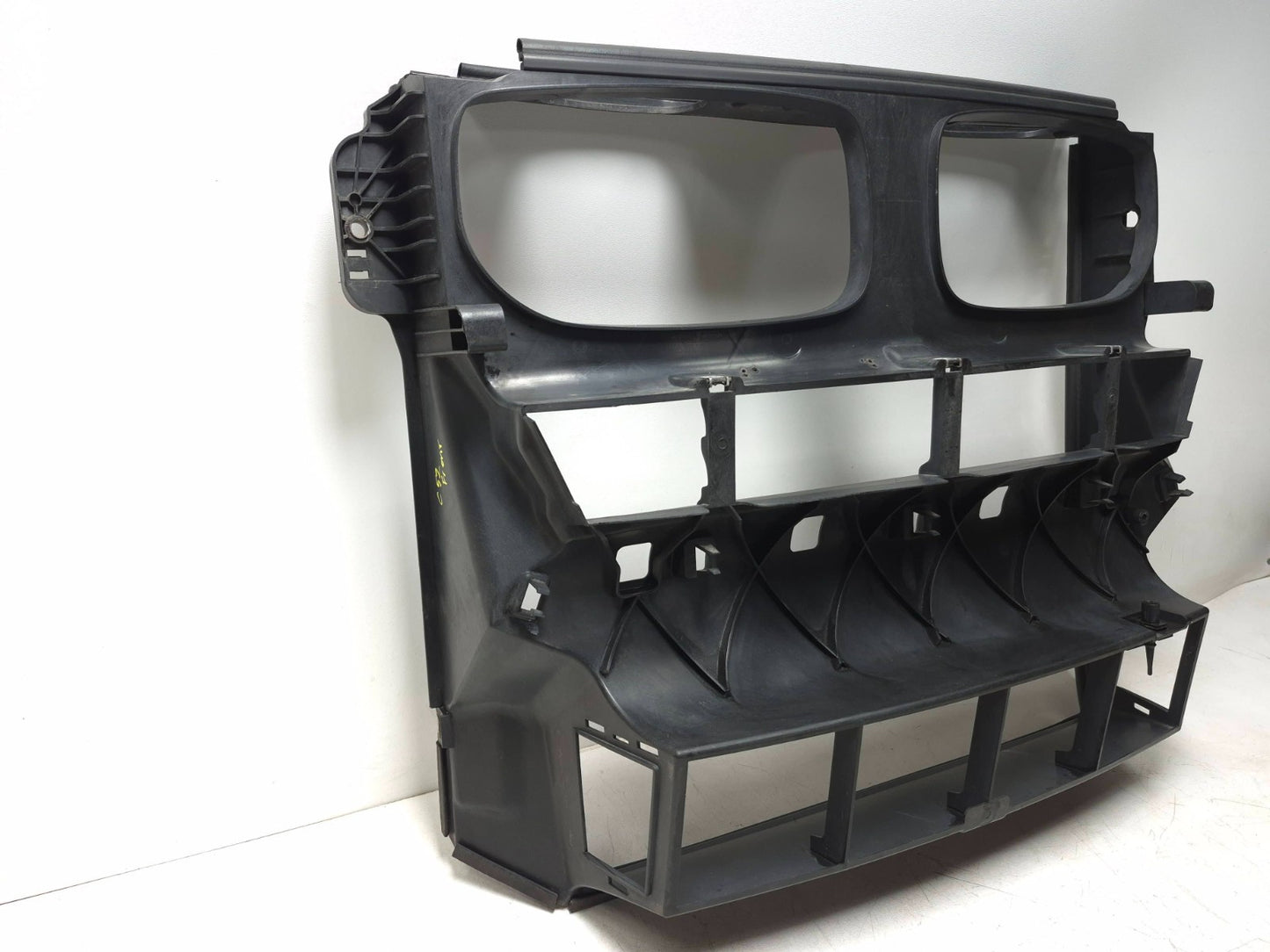 2008 BMW X6 E71 Front Air Duct  Radiator Core Support Shroud OEM
