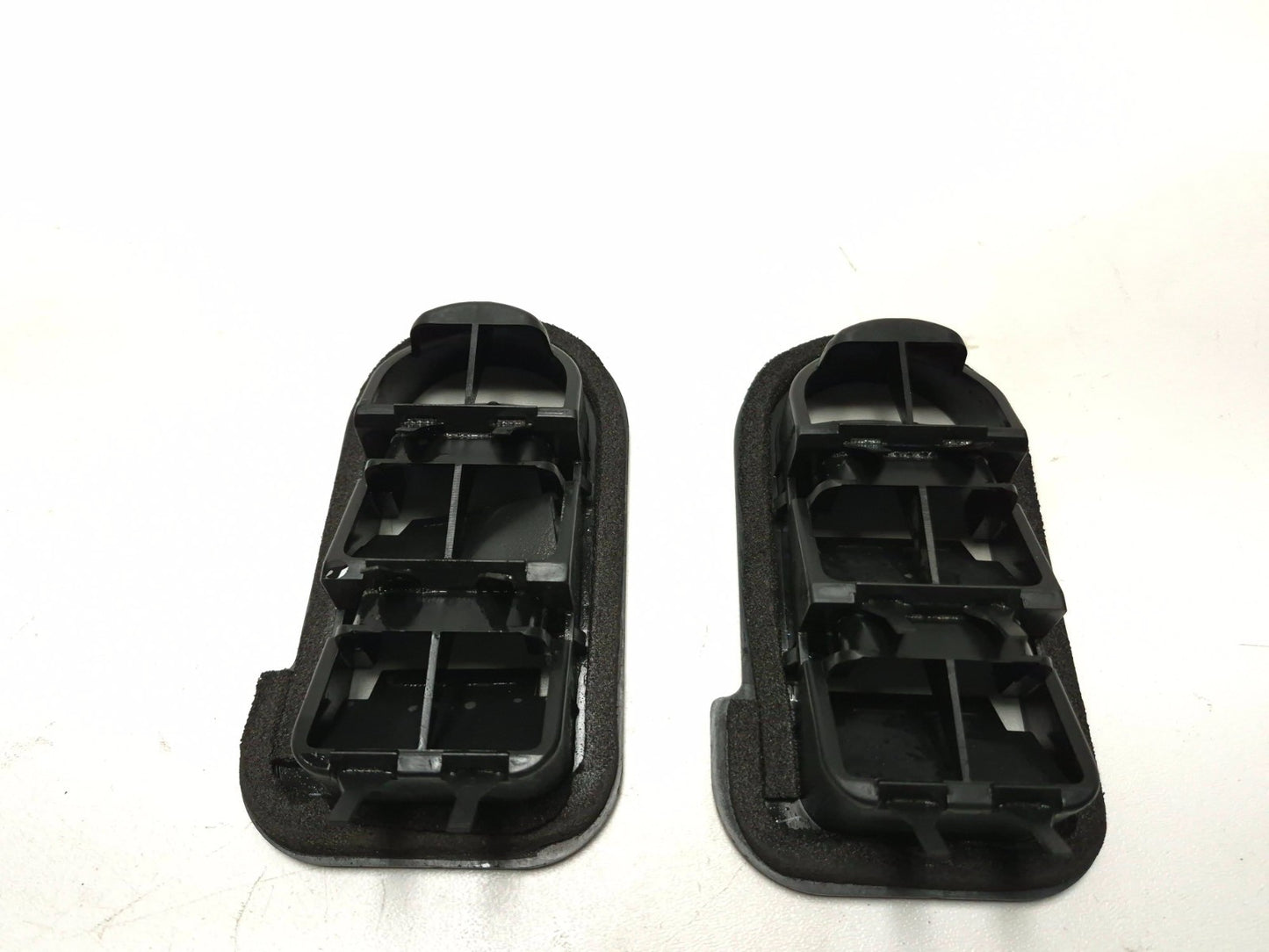 2007 Honda Fit Rear Quarter Air Pressure Vent Grille Left & Right OEM