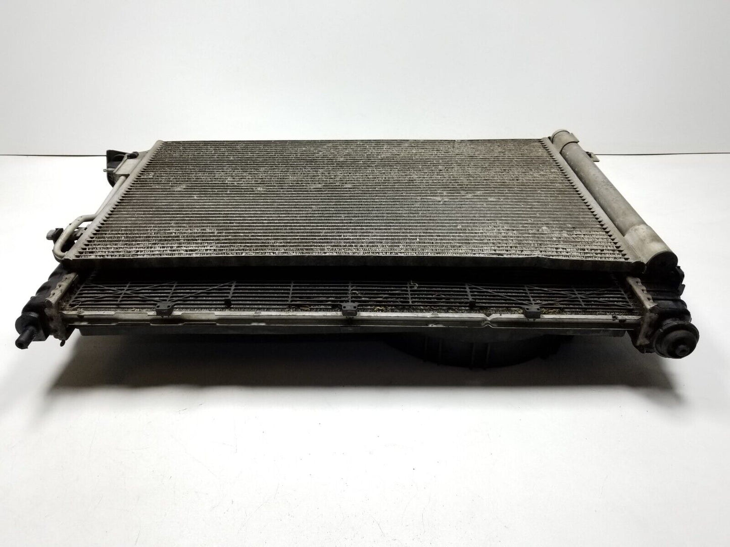 13 14 15 16 GMC Acadia Radiator Condenser Cooling Fan Assy OEM