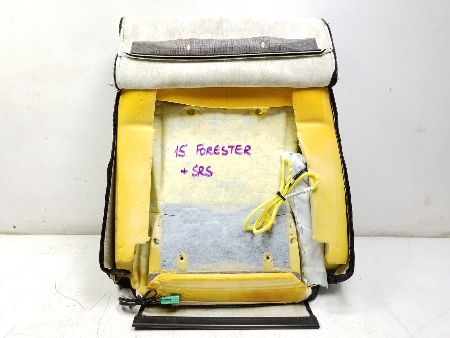 14-16 Subaru Forester Front Passenger Seat Upper Cushion OEM