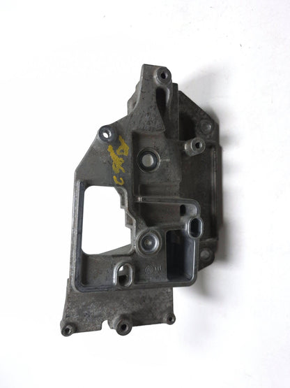 2011 Nissan Juke Engine Mount Bracket OEM