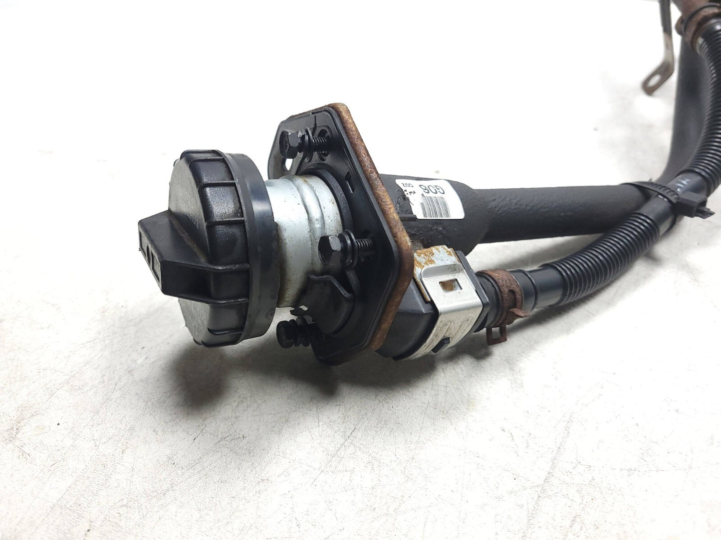 2009 - 2013 Hyundai Genesis Coupe Fuel Tank Filler Neck Pipe W/ Cap OEM