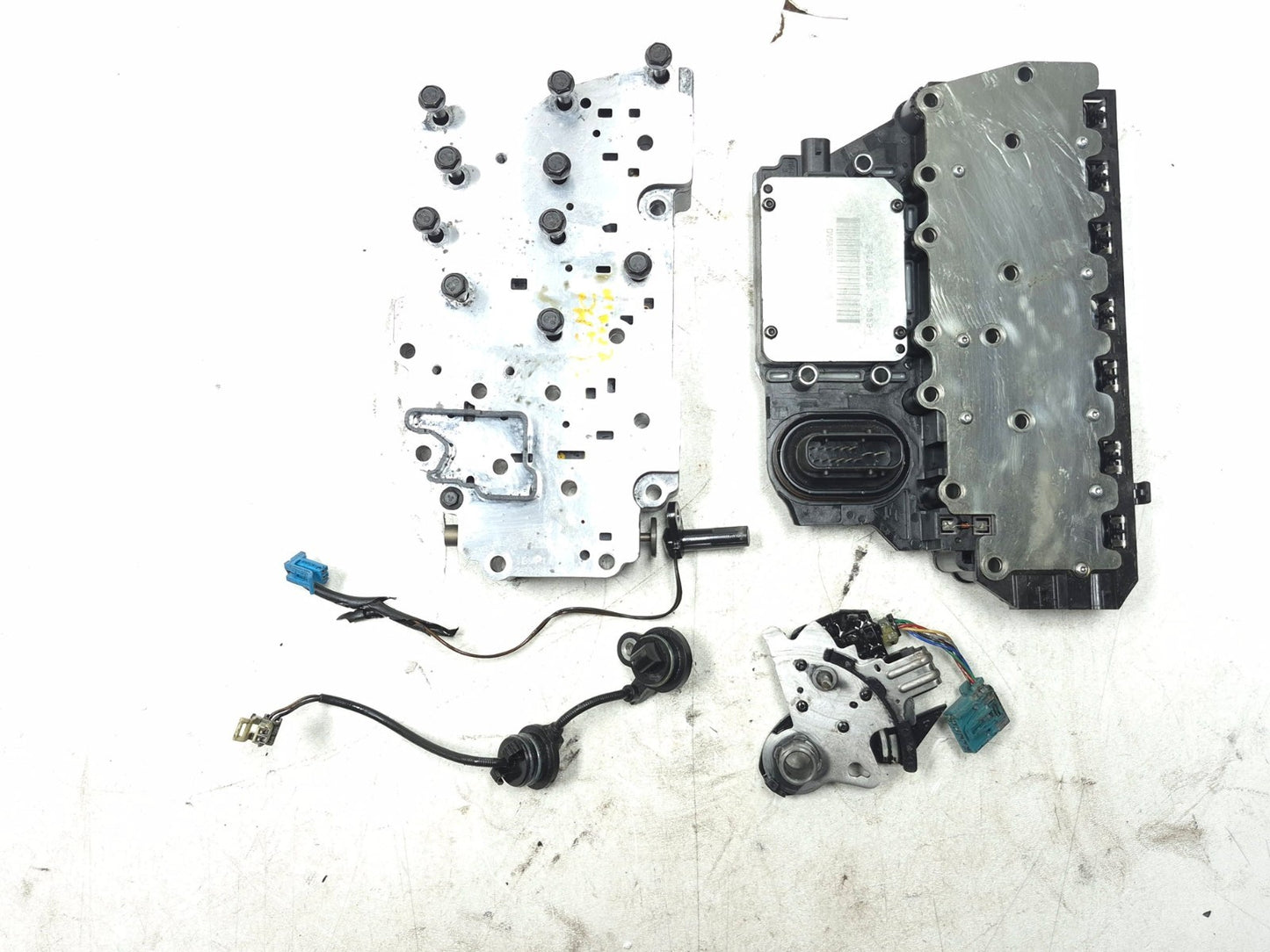 2011 GMC Terrain 2.4l Automatic Transmission Valve Body & Control Module Set OEM