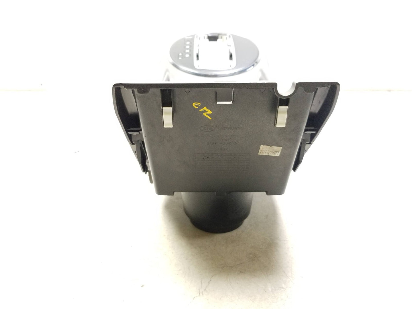2011 - 2013 Kia Sportage Front Center Console Shifter Trim & Cup Holder OEM