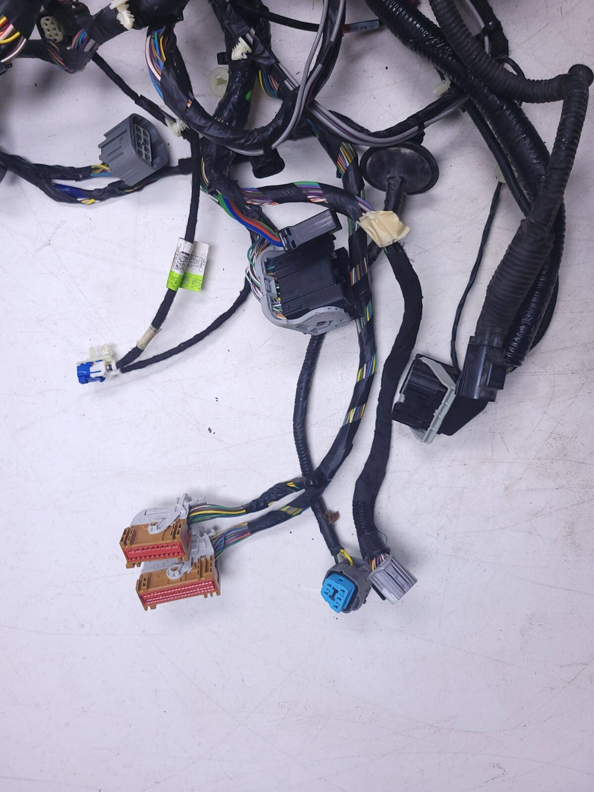 2018 Ford Escape Interior Body Wire Harness W/ Fuse Box OEM