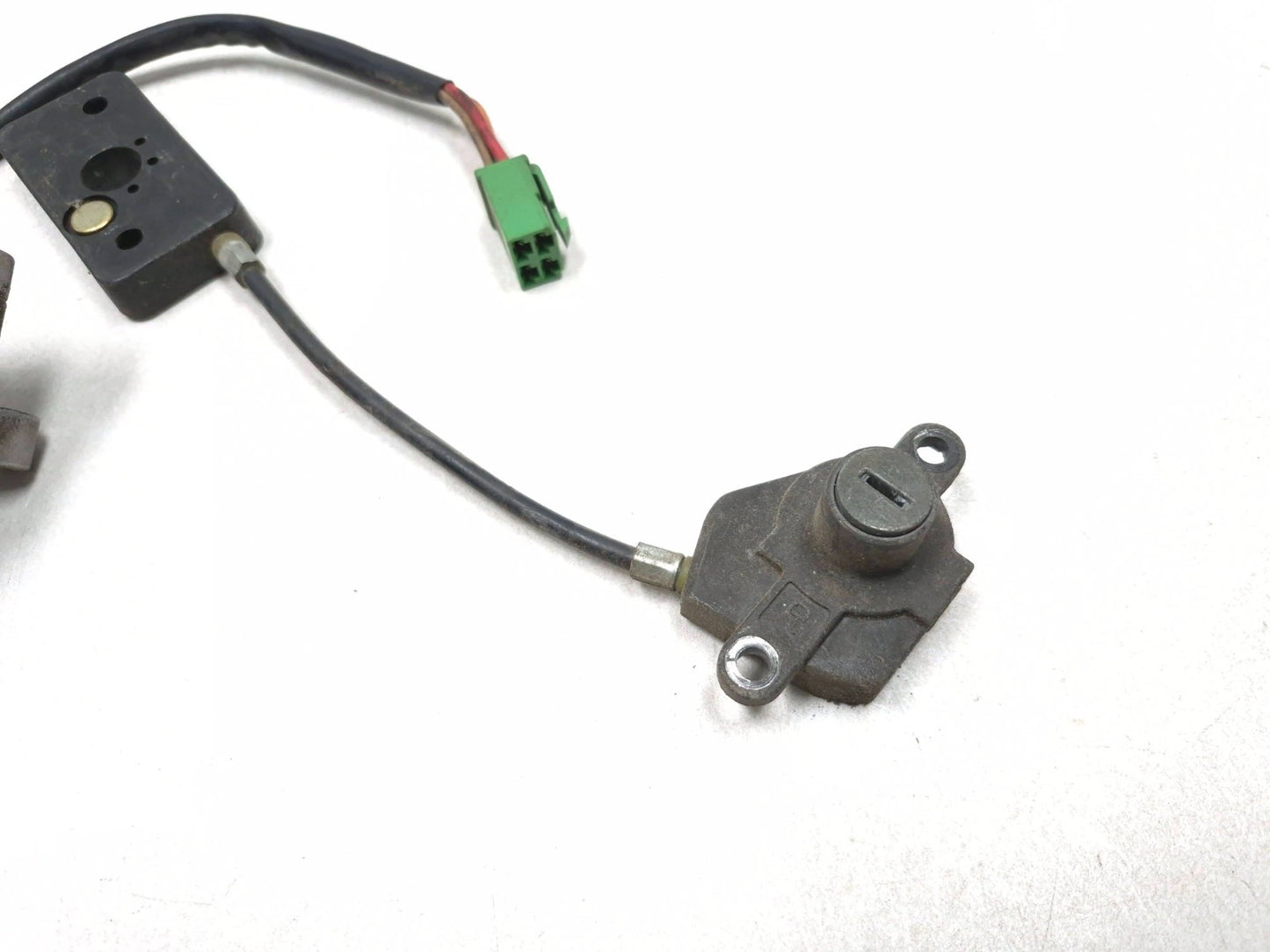 1993 Suzuki Gsx 600 Fp Katana Ignition Switch Lock Set OEM
