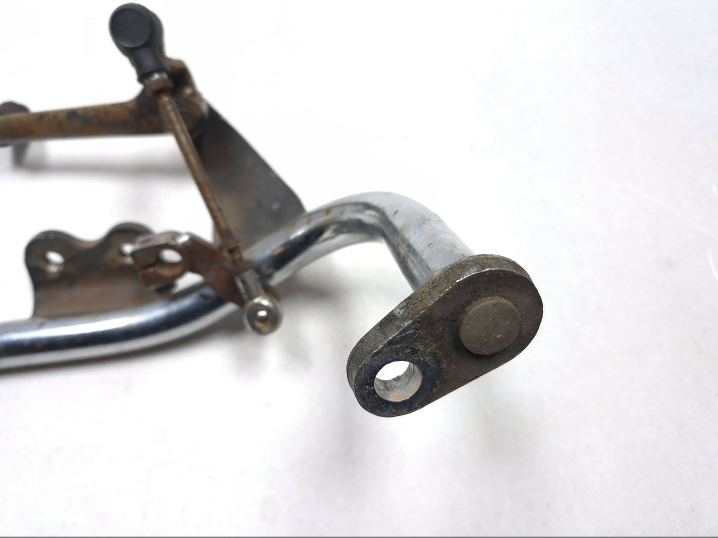 1996 Yamaha Virago Xv750 Left & Right Footrest Bracket Pair OEM