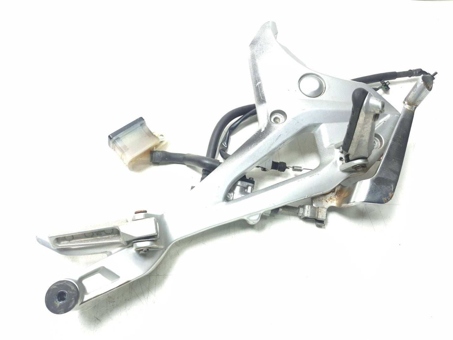 2012 Honda Nc700x Right Rearset Foot Peg & Bracket W/pedal & Master Cylinder OEM