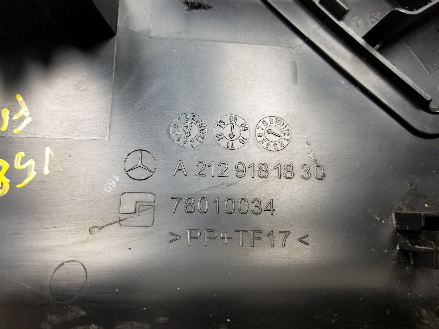 08-16 Mercedes W212 E350 Front Seat Side Cover Trim Passenger Right OEM