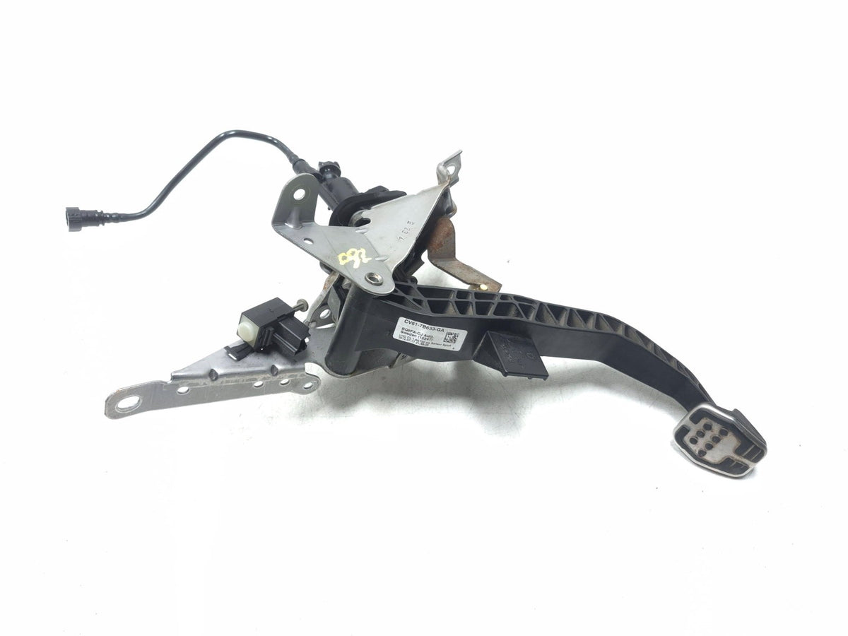 2013 Ford Focus St 2.0l Clutch Pedal W/master Cylinder Cv61-7b633-ga OEM