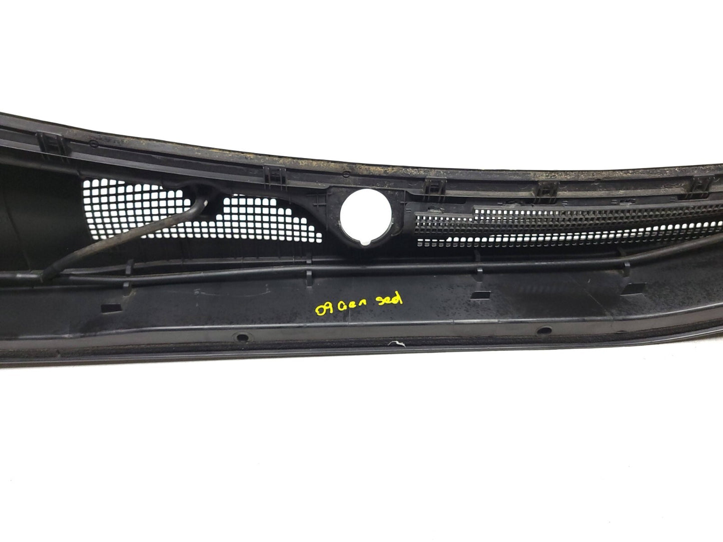 09 - 14 Hyundai Genesis Windshield Wiper Cowl Grille Panel 86150-3m000 OEM Sedan