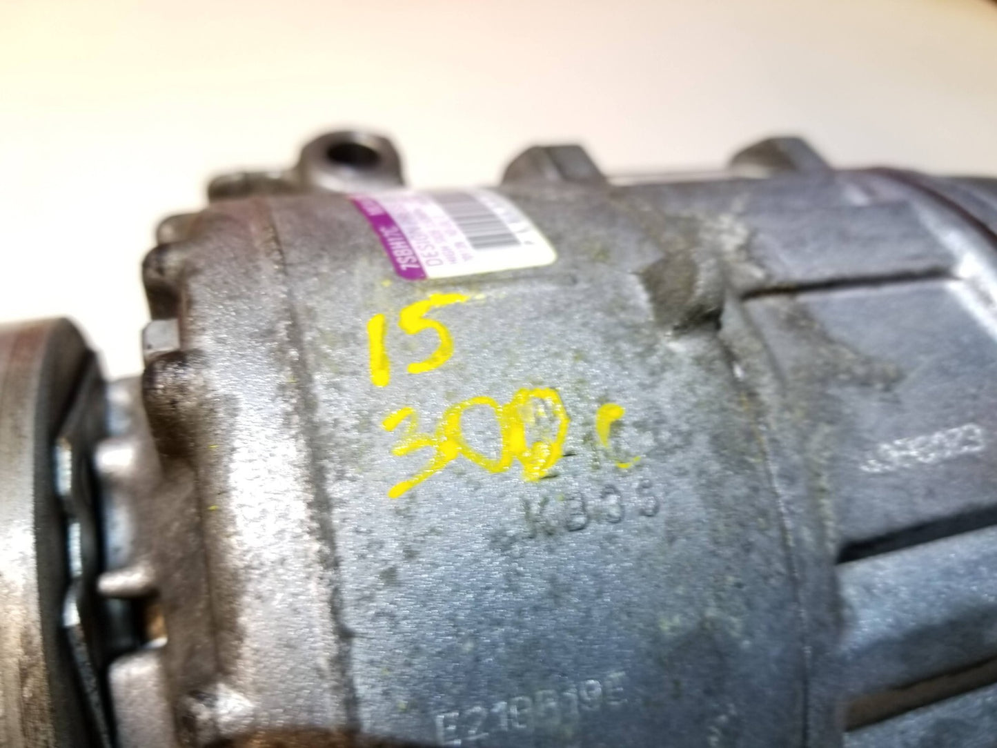 15-19 Chrysler 300 3.6l AC Compressor 68160395ae OEM *need Pulley*