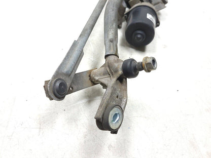 2010 - 2014 Chevrolet Suburban Windshield Wiper Motor W/ Linkage OEM