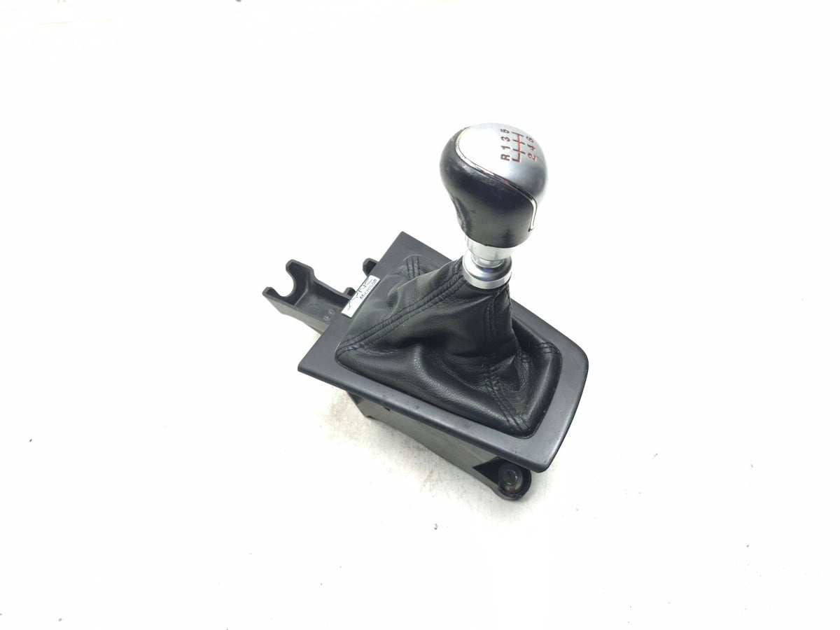 2013 Ford Focus St Gear Shifter Lever W/ Knob Manual Trans Dv6z-7210-b OEM
