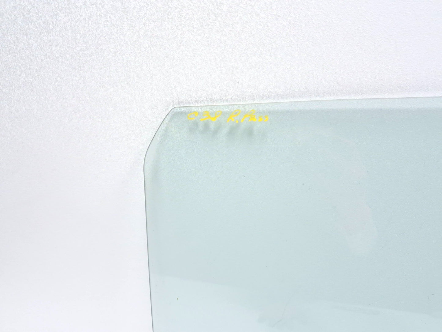 2015 Nissan Juke Door Window Glass Rear Passenger Side Right OEM