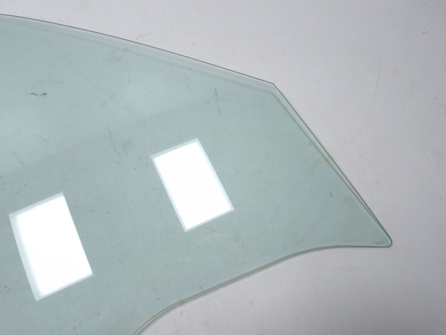 2011 Nissan Juke Door Window Glass Front Passenger Side Right OEM