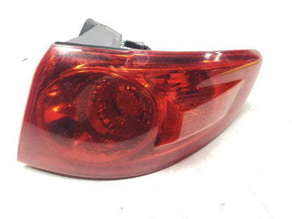 07 - 09 Hyundai Elantra Tail Light Passenger Side Right OEM 85,241 Miles