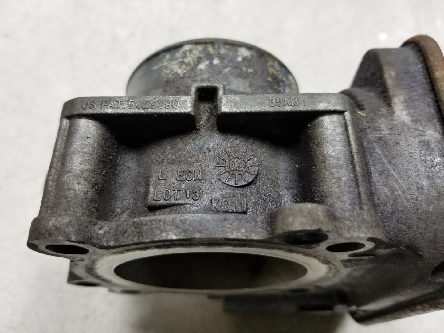 2011 Dodge Caliber Sxt Throttle Body Assembly OEM