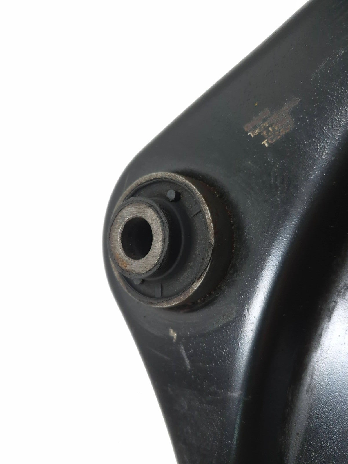 2015 Nissan Juke Front Lower Control Arm Left & Right OEM