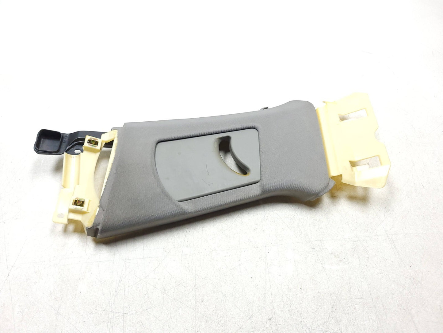 2004 - 2010 Audi A8l A8 S8 B Pillar Upper Trim Left & Right OEM