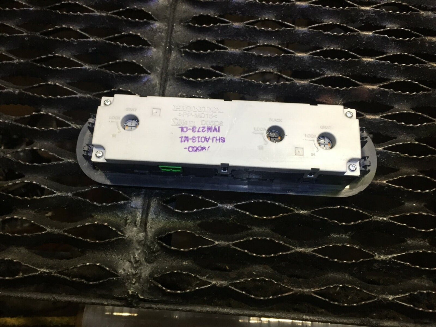 08 09 10 Honda Odyssey Rear Temperature Control Switch OEM D43