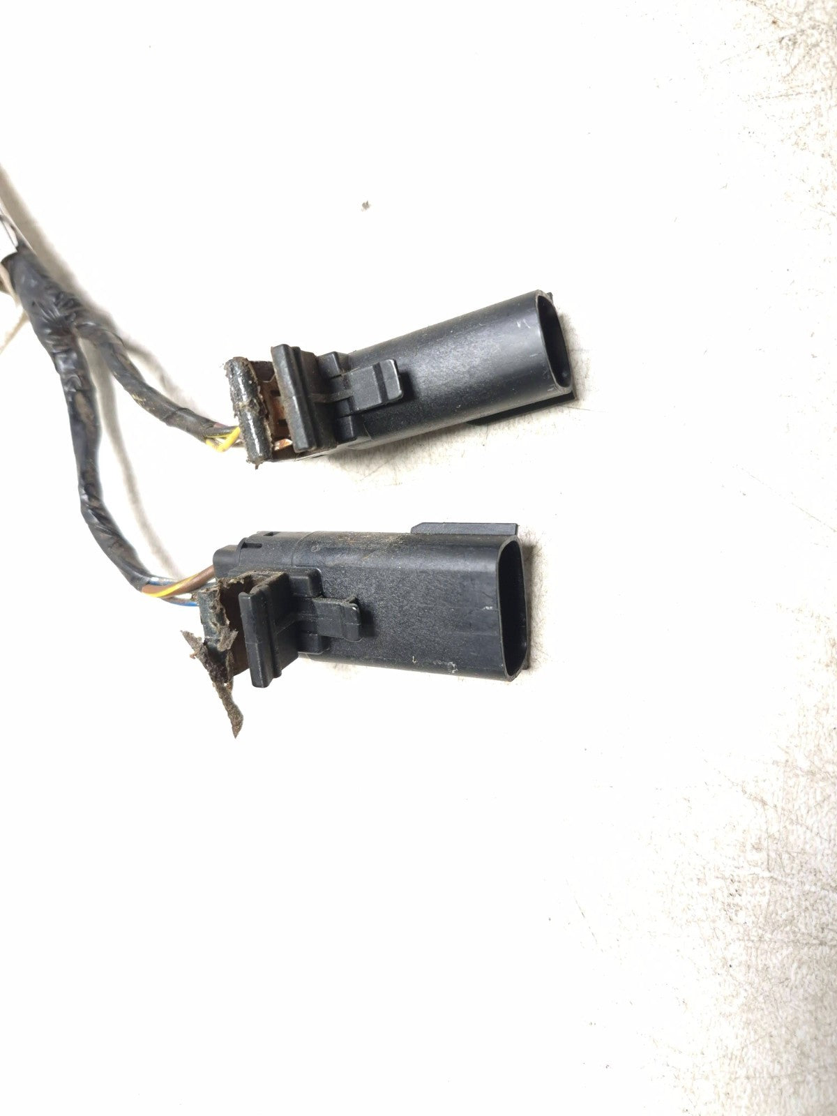 2019 Ford Ecosport Windshield Motor Wiring Harness Gn15-17a477 OEM