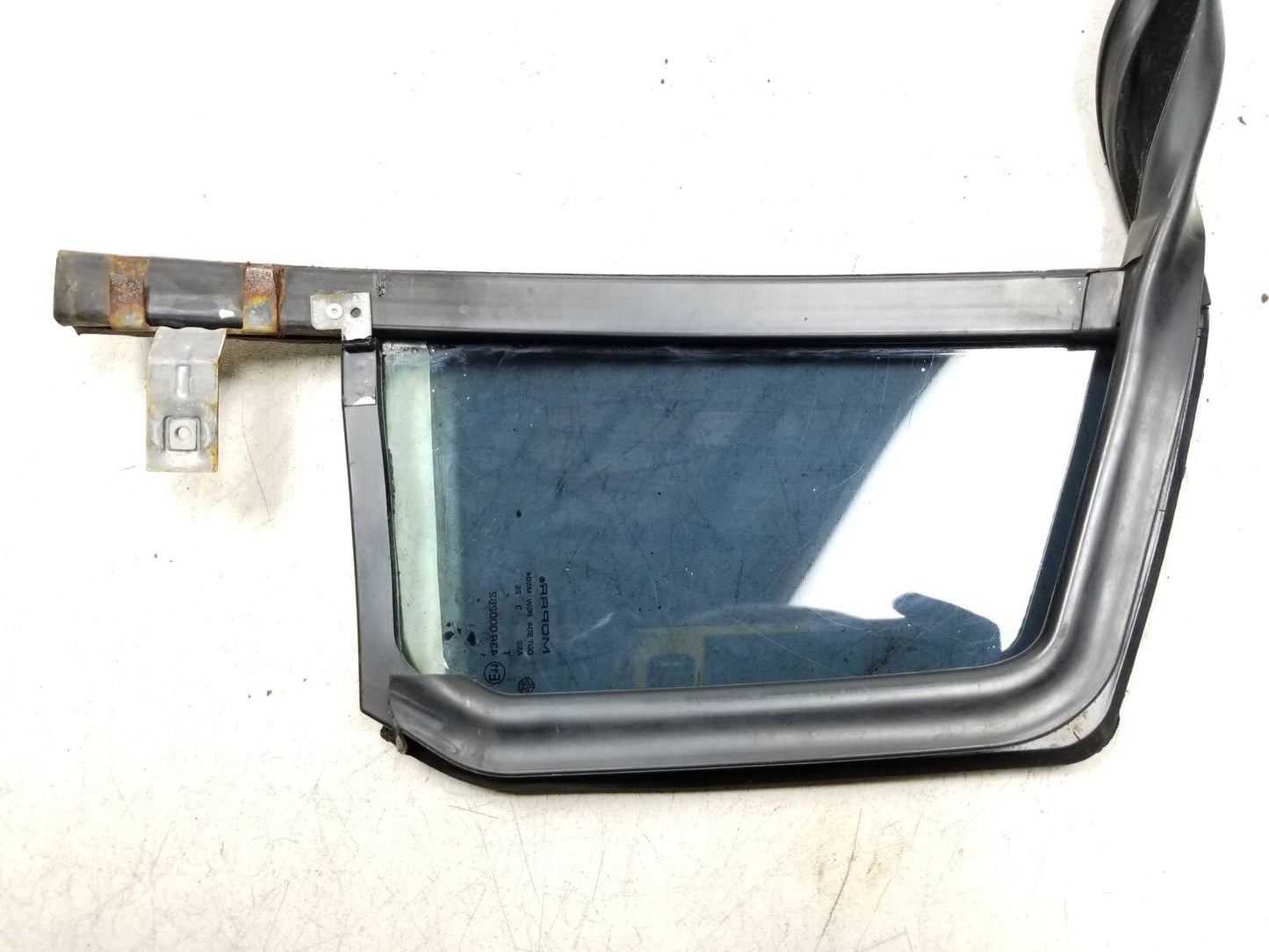 2010-2014 Chrysler 200 Door Vent Window Glass Rear Passenger Side Right OEM