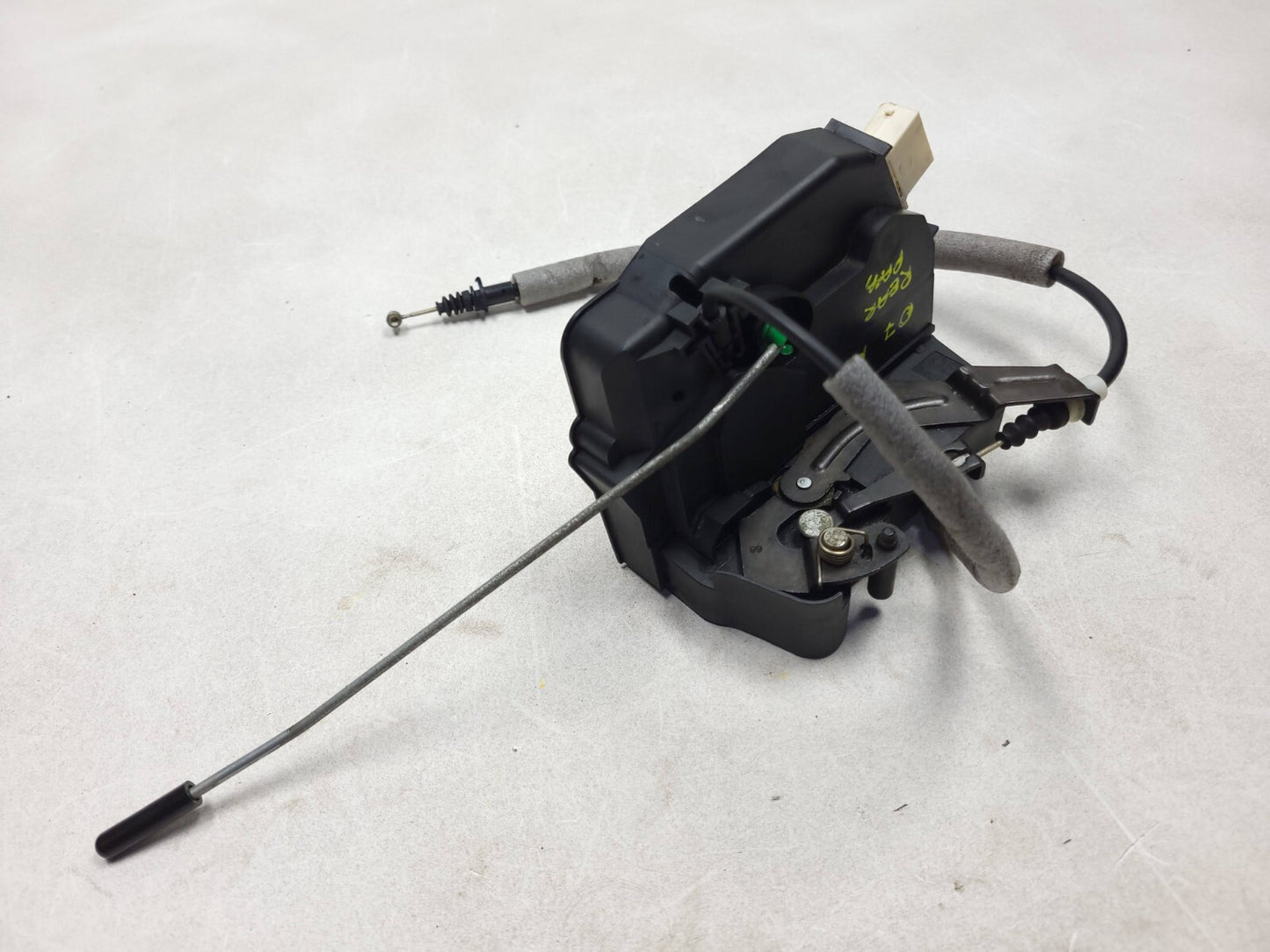 2007 Range Rover Rear Door Lock Latch Actuator Right Passenger Side OEM