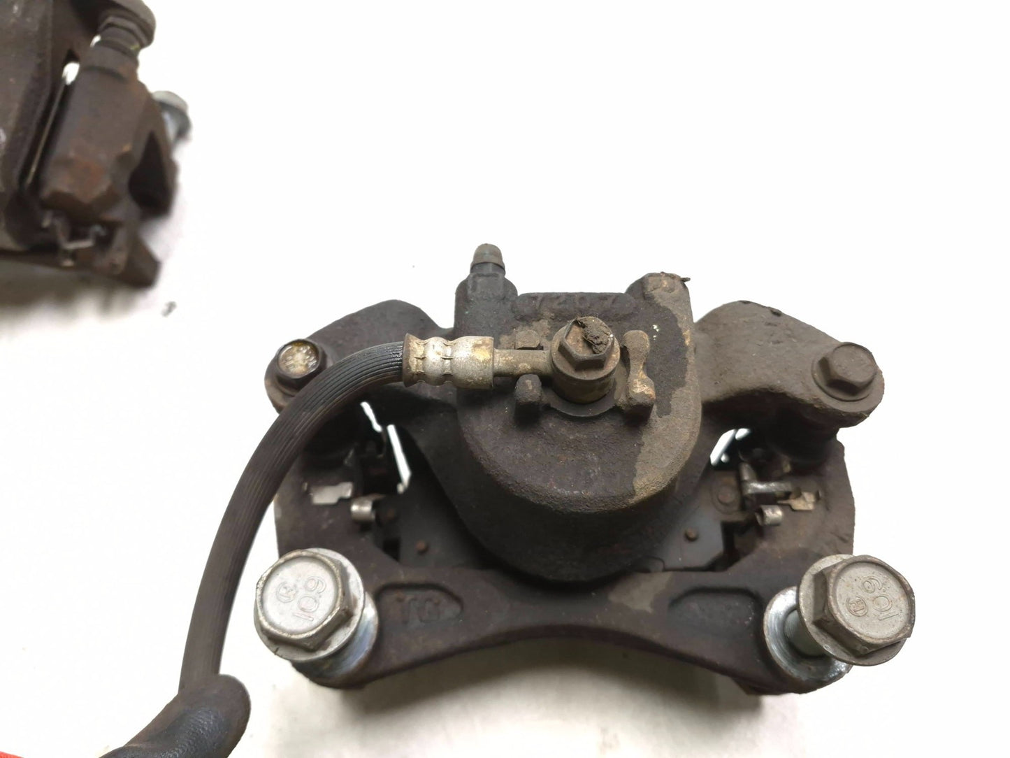2018 Nissan Altima Front Brake Caliper Left & Right OEM