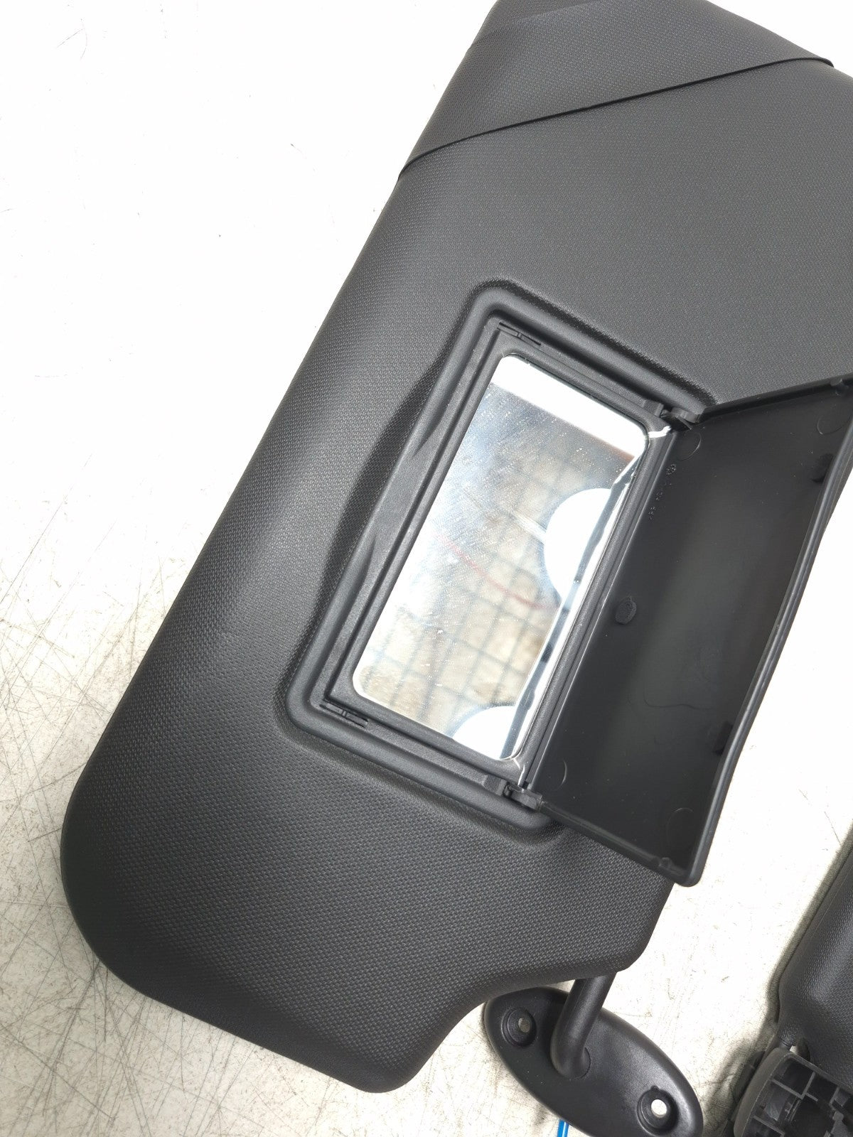 2013 Ford Focus St Sun Visor Pair Oem✅