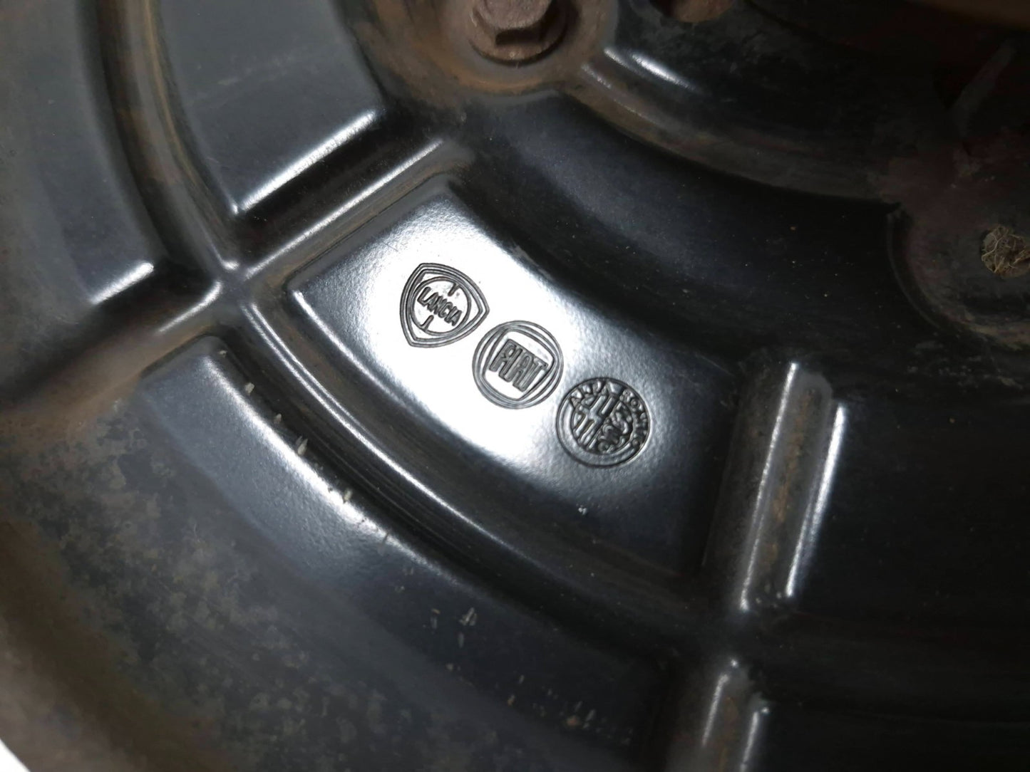 2014 Fiat 500l Wheel Spindle Knuckle Rear Driver Side Left OEM