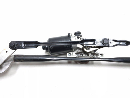 2013 Hyundai Genesis Windshield Wiper Motor W/ Linkage OEM