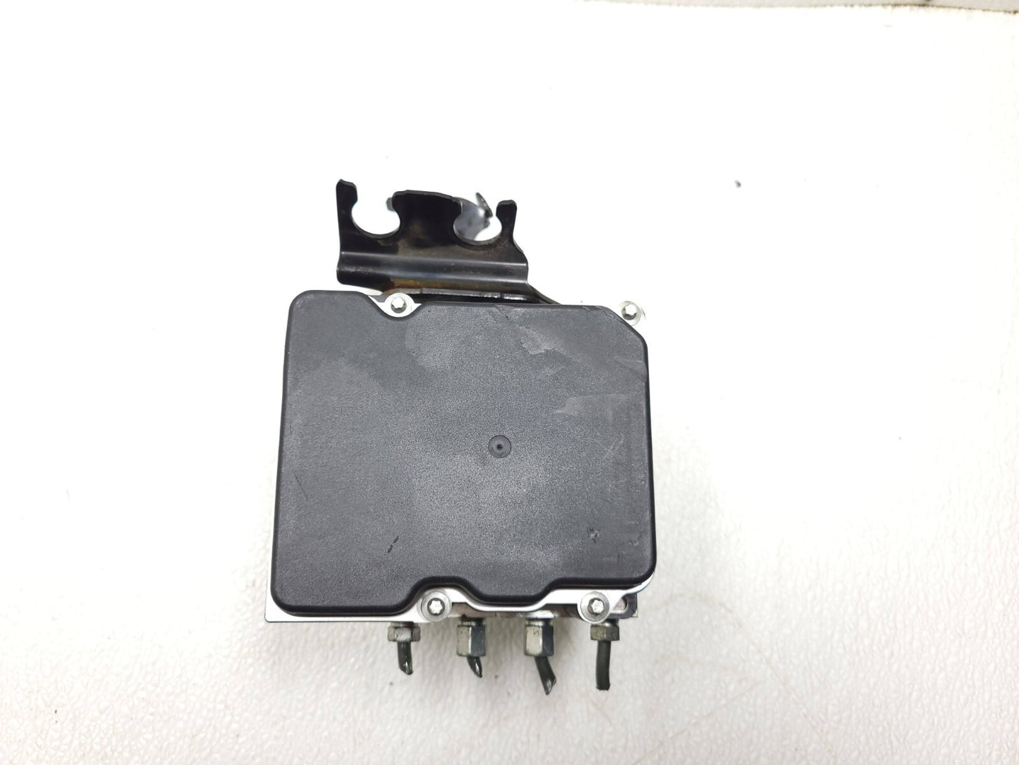 2015 Infiniti Q60 ABS Anti Lock Brake Pump OEM