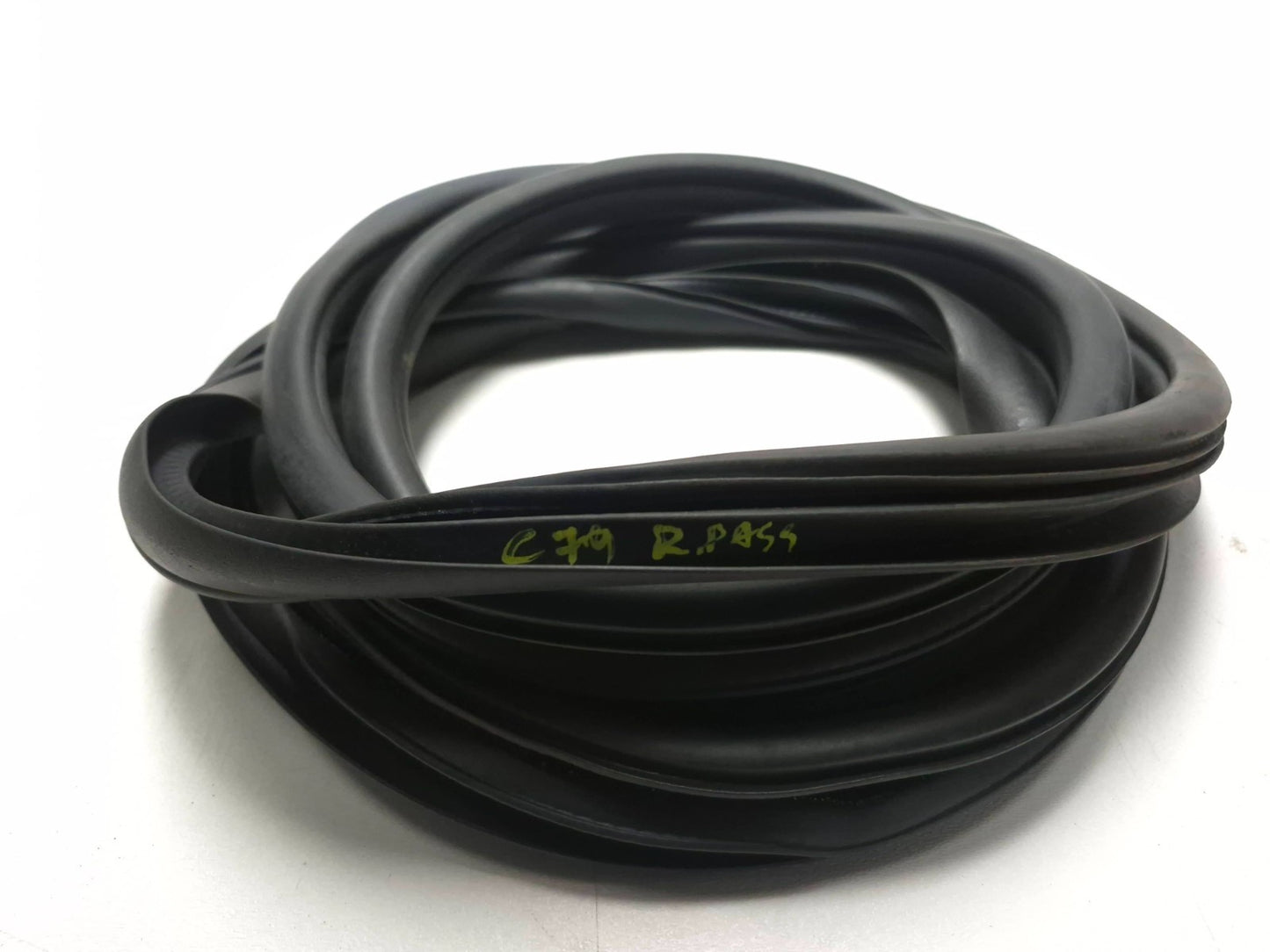 2022 Subaru Crosstrek Rear Door Weatherstrip Seal Passenger Side Right 2pcs OEM