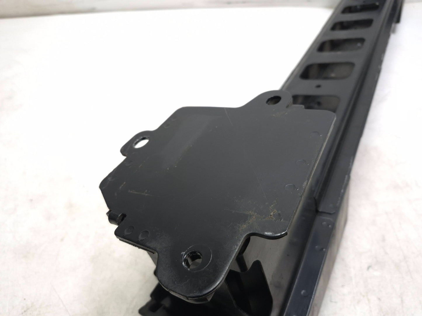 2021 Alfa Romeo Giulia Rear Bumper Reinforcement Absorber Bar Oem✅