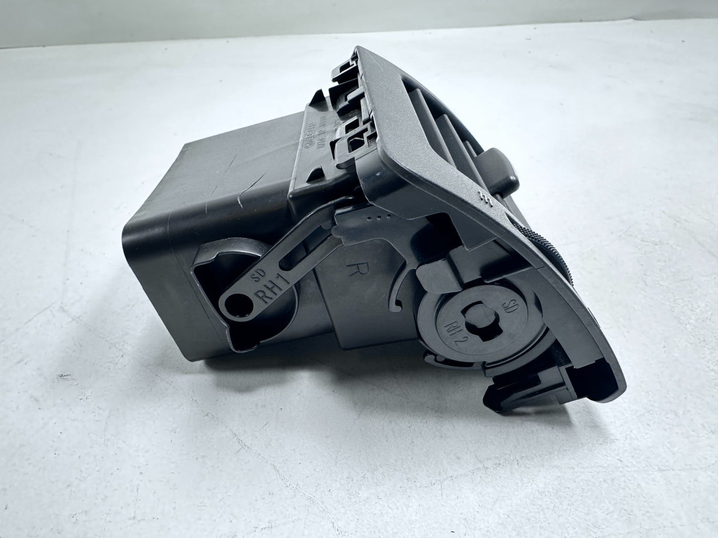 12-15 Subaru Impreza Dash Air Vent Pair OEM Sedan