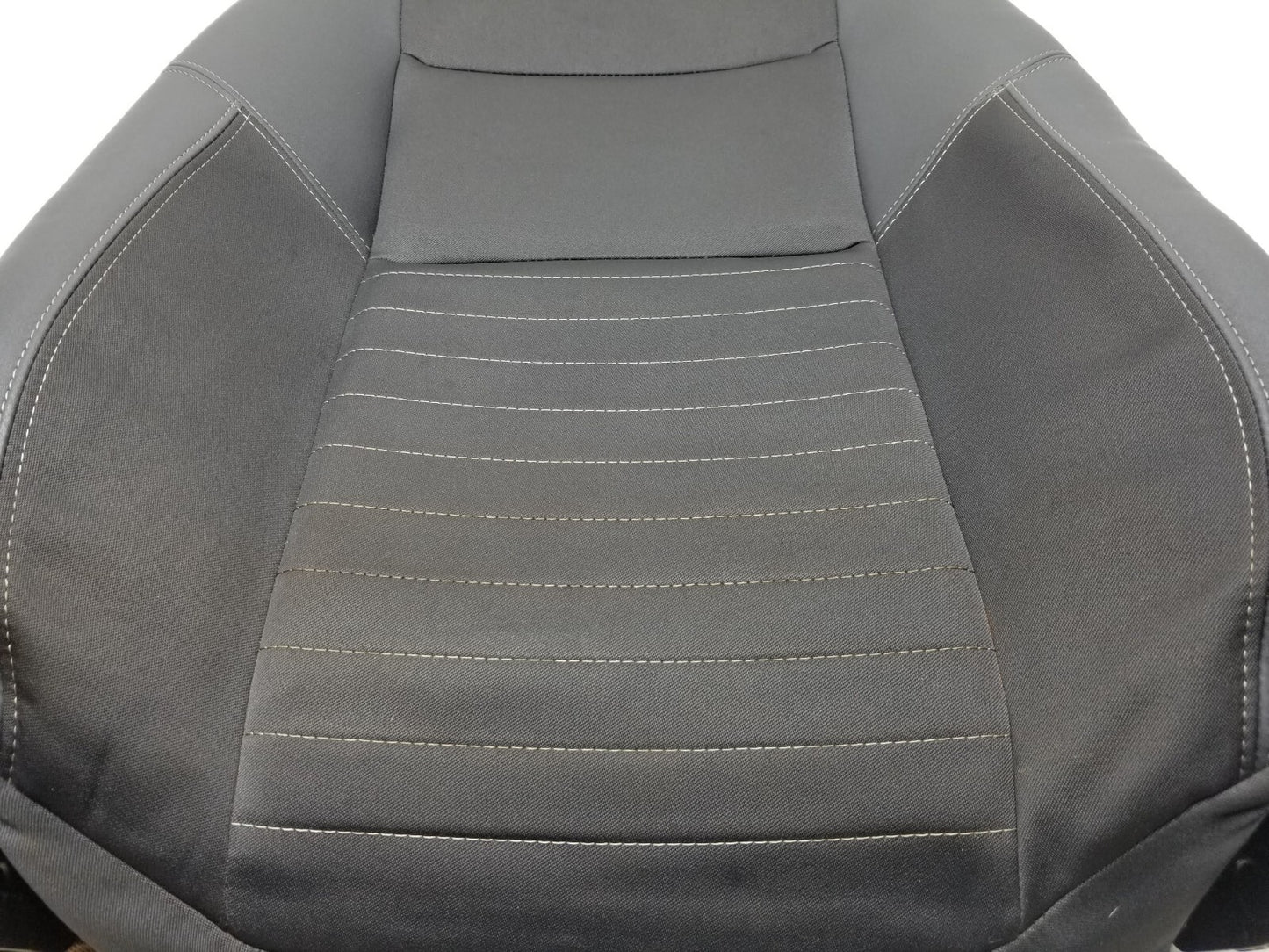 2007 Volvo S40 Upper Seat Cushion Front Passenger Side Right OEM