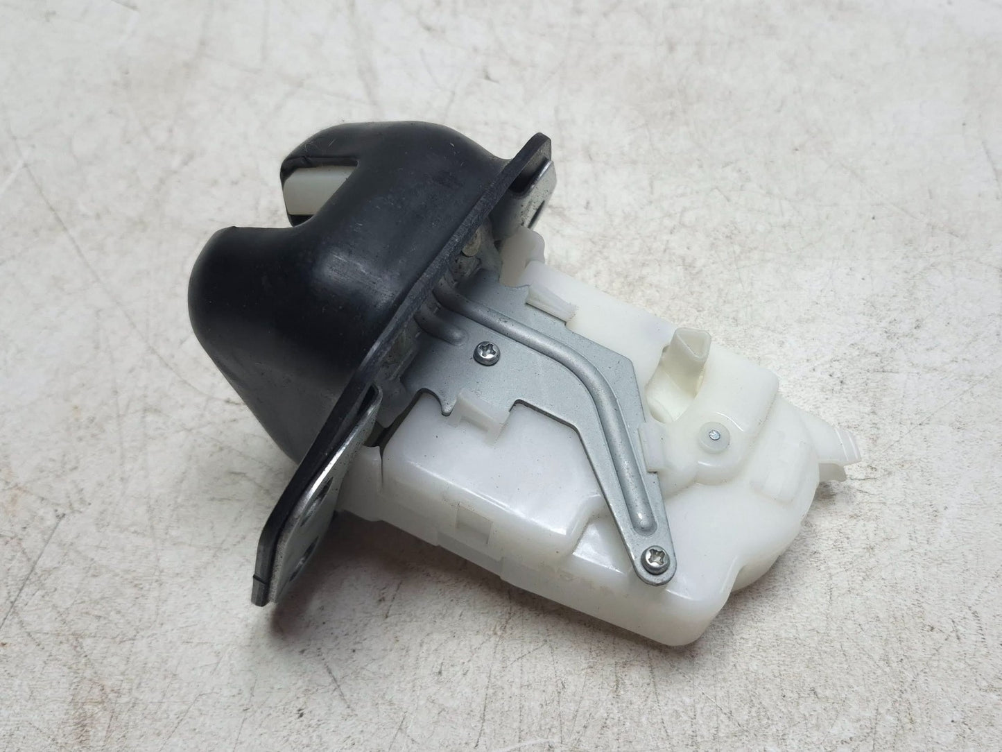 2015 Nissan Juke Liftgate Lock Actuator OEM
