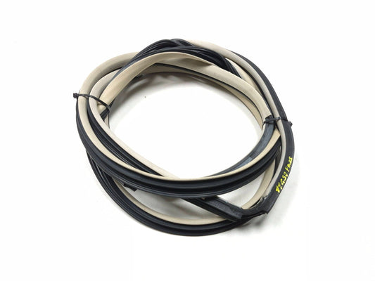 2011 Infiniti G37 Coupe Front Left Driver Door Weatherstrip Seal  OEM