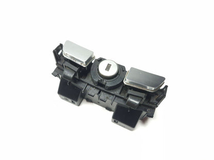 2011 BMW 750li Center Console Storage Box Lock Oem✅