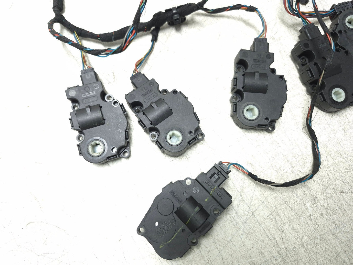 2008 BMW X6 E71 AC Flap Actuator Motor W/ Wiring Harness OEM