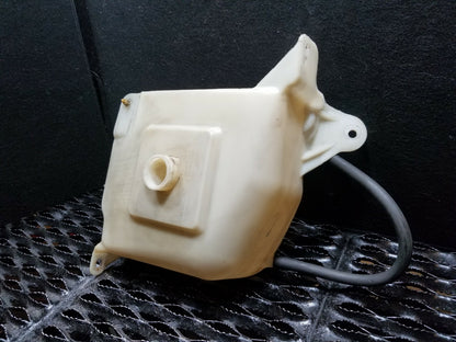 06 07 08 09 10 Jeep Grand Cherokee 5.7l Engine Coolant Recovery Tank OEM