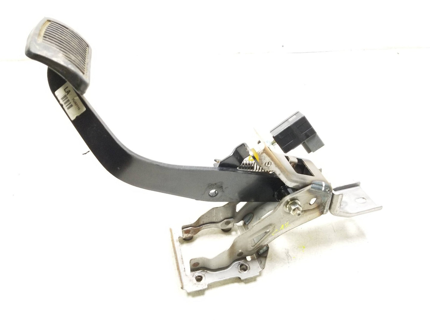 2011 - 2016 Kia Sportage Brake Pedal OEM