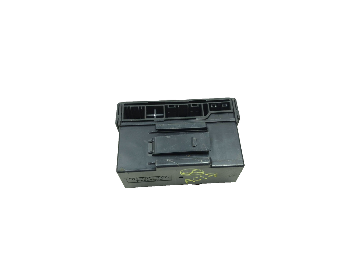 2017 Honda Accord Sub Relay Box 38330-t2a-a01 OEM