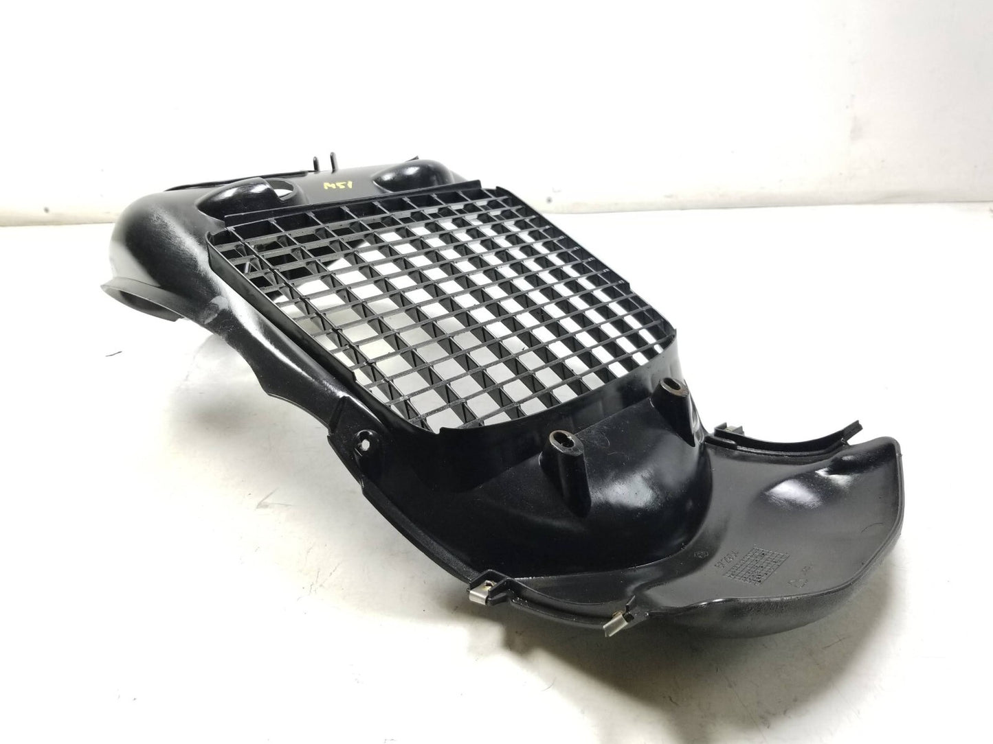 2011 - 2021 Piaggio Bv 350 Front Wheel Liner Splash Radiator Grille OEM