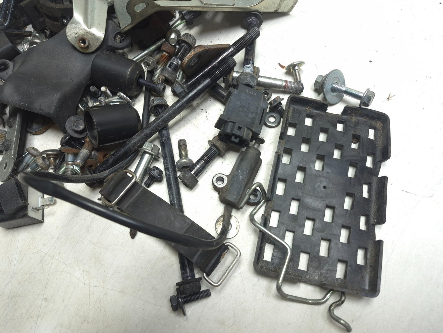 2015 Suzuki Gw250 Misc Bolt & Hardware Bracket OEM